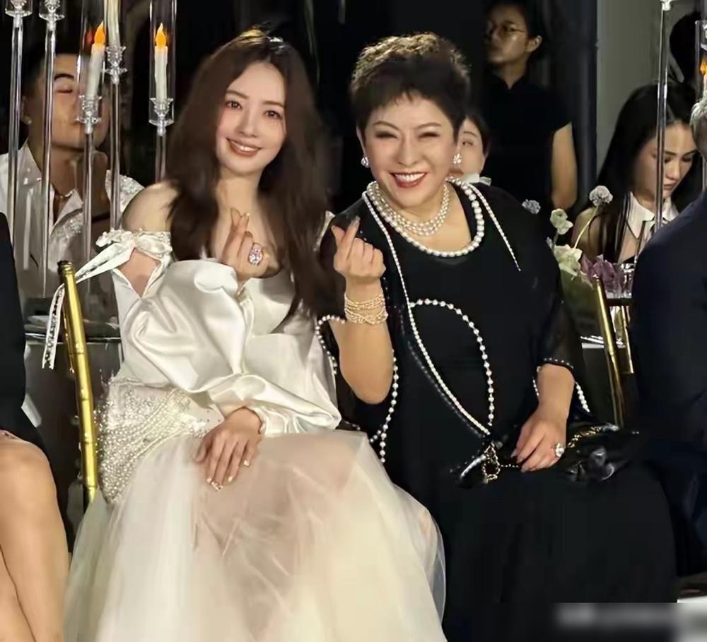 郭碧婷，正面回应。​12月11日，41岁的郭碧婷，冲上热搜，​郭碧婷，正