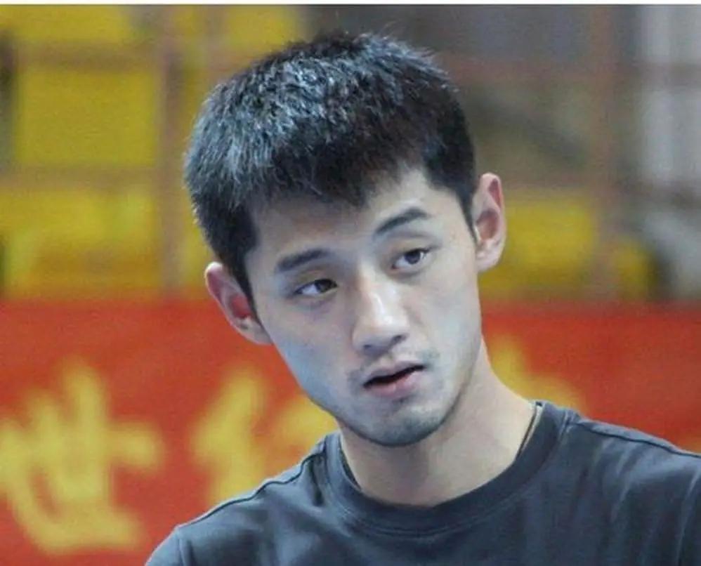 张继科亲口透露，国乒藏着一位“扫地僧”，打到最后，连他都难以招架，这人就是郝帅，