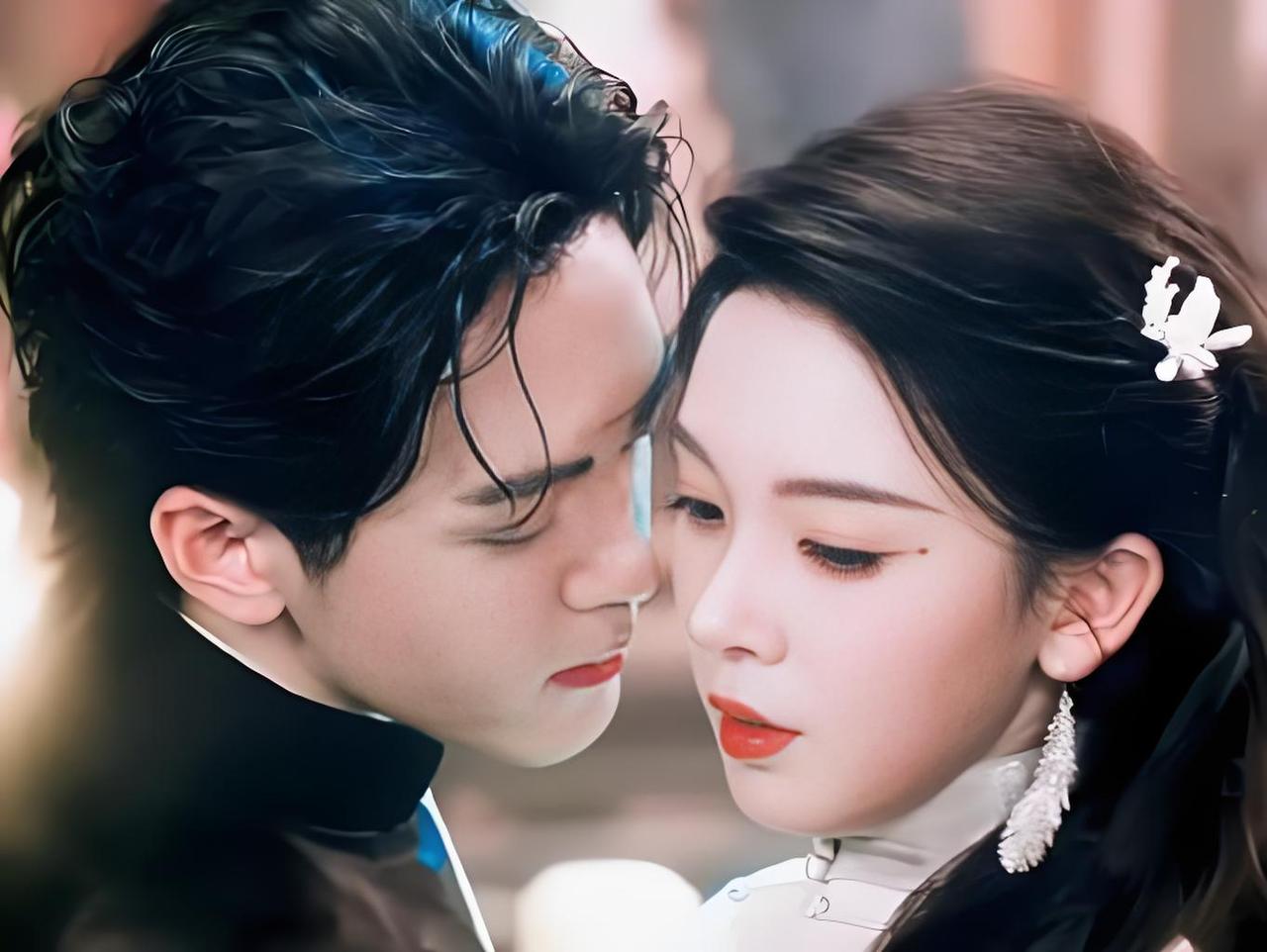 《九门》：吴老狗和霍仙姑怎么莫名其妙的分手了？两人的感情与小说有什么不同？1