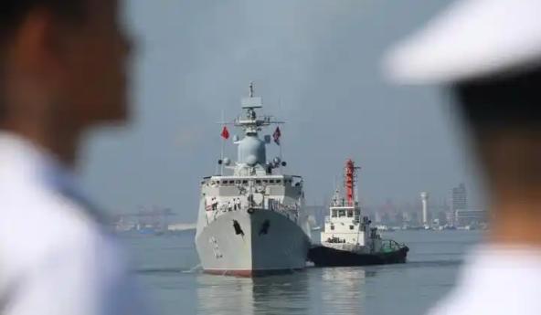 越南对舰艇穿越台湾海峡做出了进一步声明！12月中旬，河内的一场例行记者会打破了南