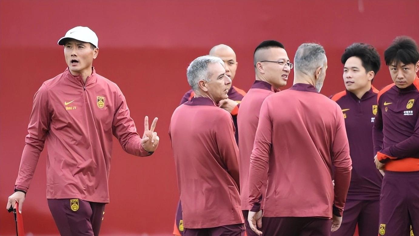 邵佳一激活林良铭逆袭崛起!国足新帅力挺锋线接班武磊