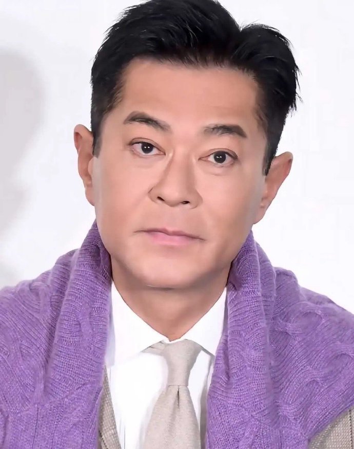 古天乐的眼睛现在还能完全闭合吗？提眉都提到后脑勺了吧，科技狠活含量这么高的脸真