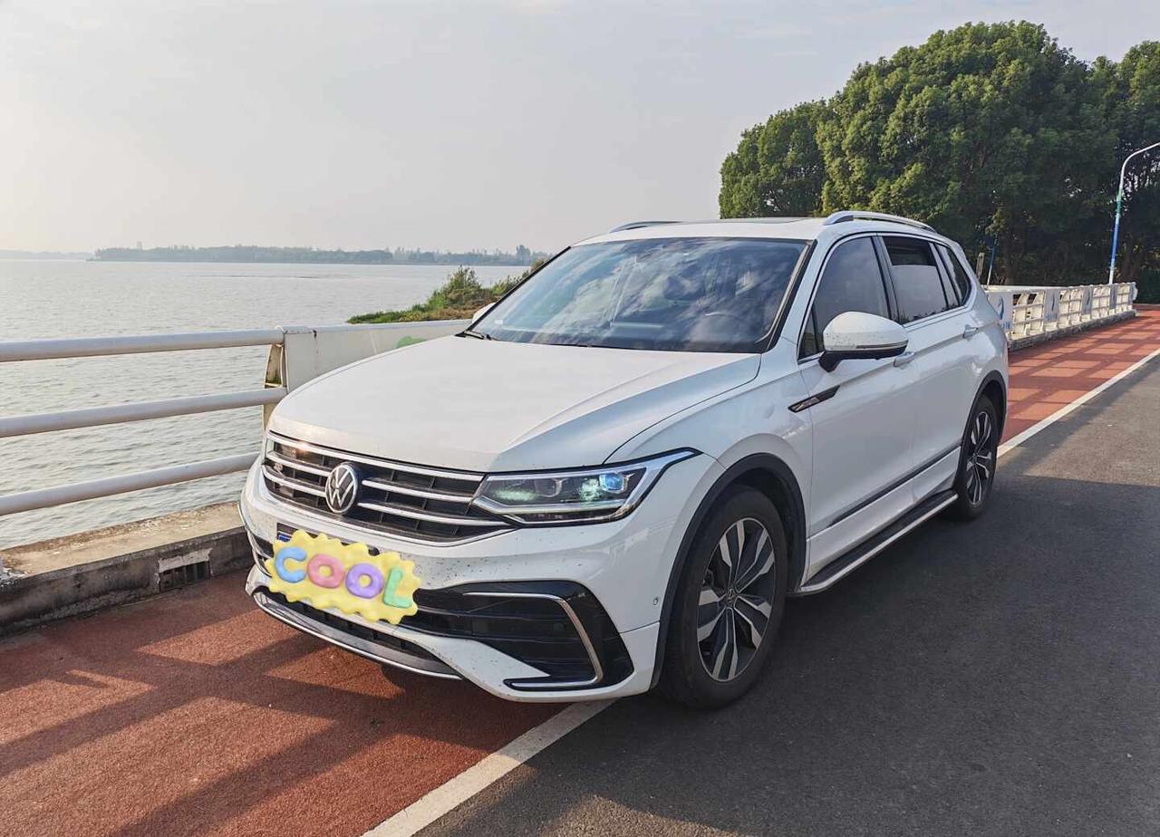 2023年4月上牌的2023款大众途观L330越享版，8.5万公里，全程4S店保