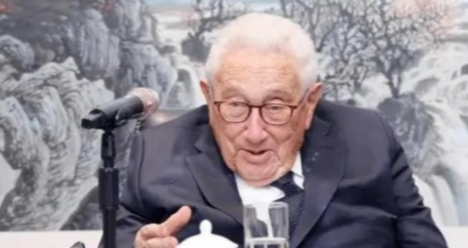 基辛格神预言成真？英国竟成俄乌冲突最大“隐形输家”