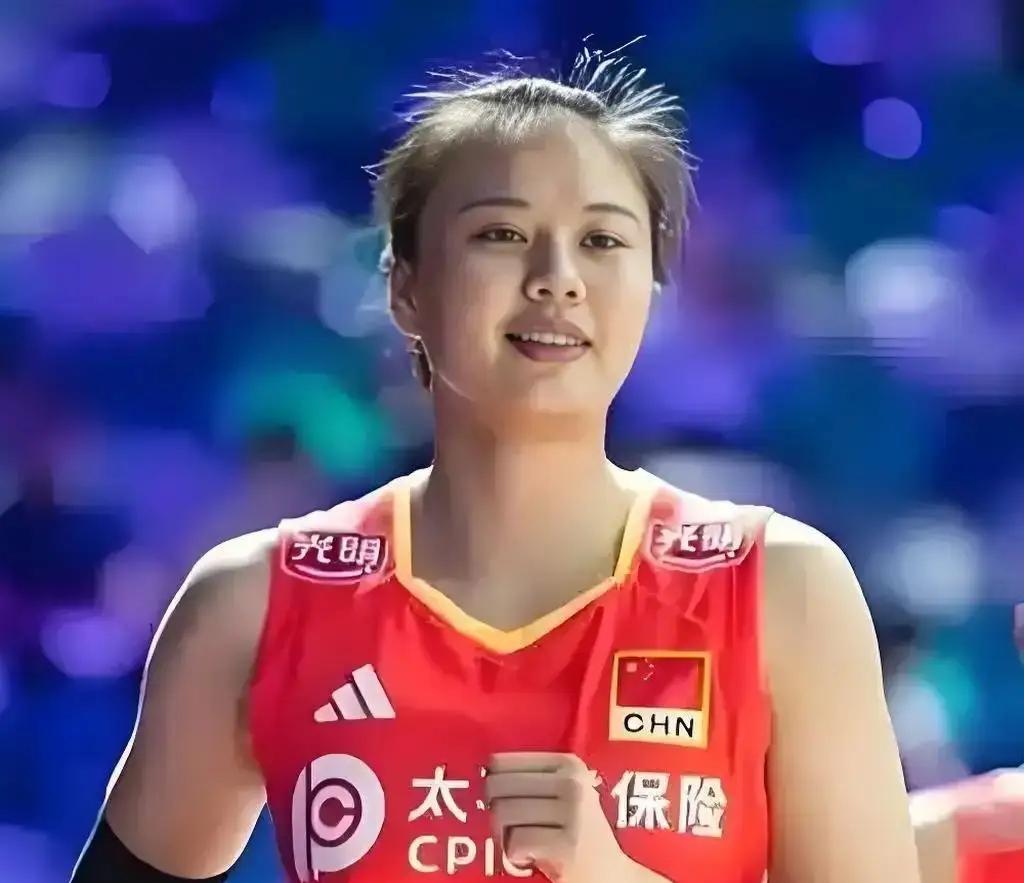 女排队长龚翔宇又出国打球了，这一次没再去美国联赛，而是去了水平更低的日本联赛，而