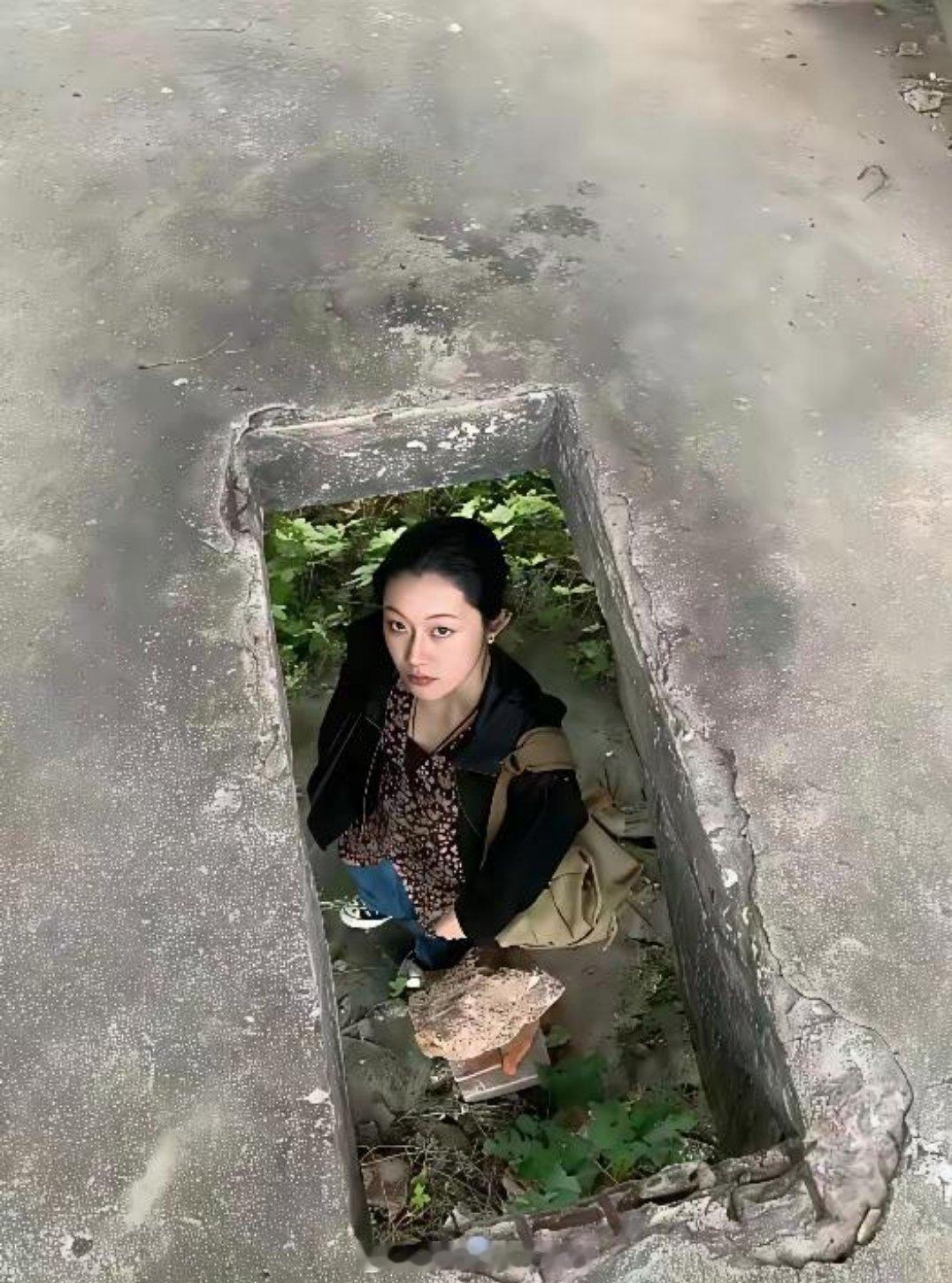 这是我男朋友帮我拍的照片，你觉得好看吗？这个拍照角度也太刁钻了吧