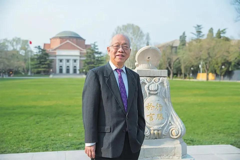 清算时刻无人幸免！丘成桐与爱泼斯坦的邮件，撕开学术圈最脏的遮羞布 清算时刻，