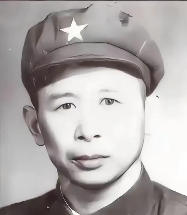 1940年，陈赓看中一员悍将，向朱老总要人，谁知朱老总却说：“此人打仗可以，但绝