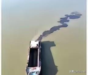 火到央视了！我怀疑过是施工淤泥，也怀疑过是河道清淤废料，但没想到竟然是如此丧心