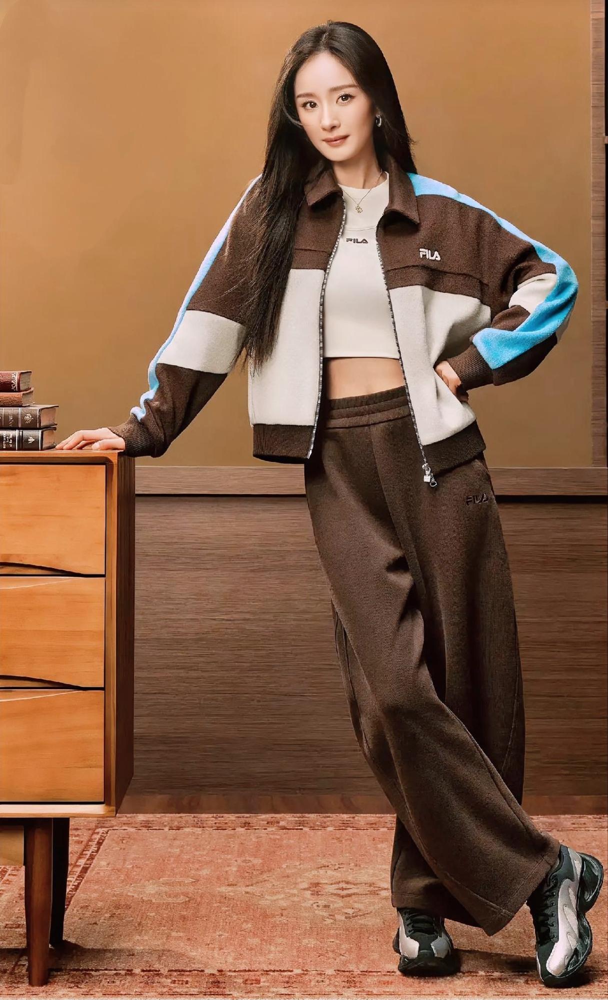 @杨幂，FILA～OOTD[比心]