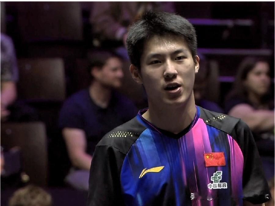 温瑞博也出局了！第一次参加冠军赛感觉温瑞博手有点紧，发挥得不是太好，失误有点多