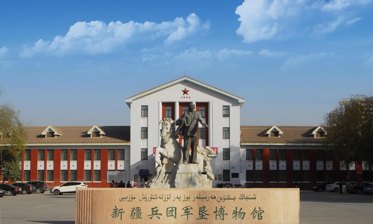 1950年，王震率十万大军进疆，迎面撞上的不是残敌，而是一道要命的算术题：全疆粮