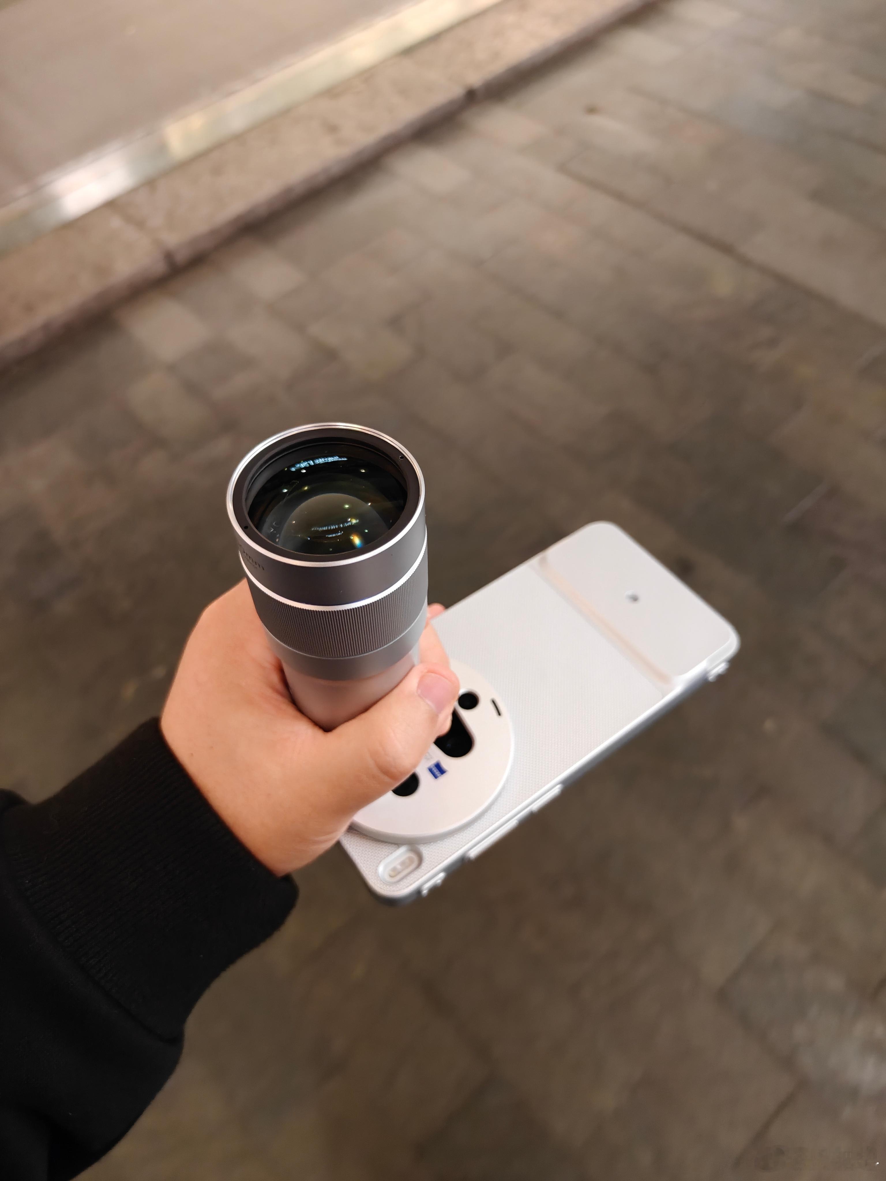 只要我每次拿着vivoX300Ultra或者vivoX300s出来拍照