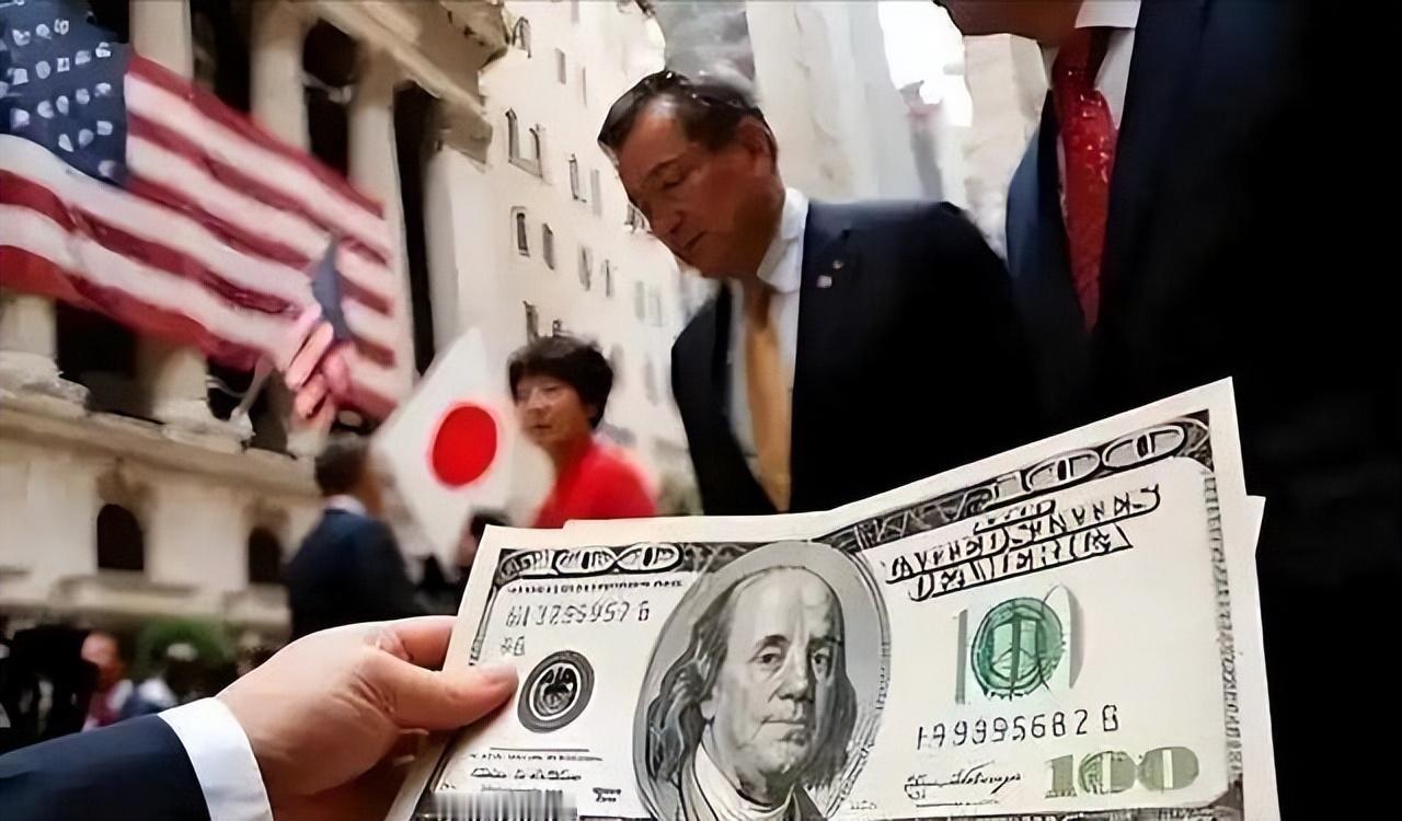 日本偷袭金融珍珠港，不到24小时，1.1万亿美元大逃亡，重挫美债！伴随日元相关资