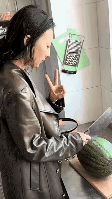 又被可恶的西瓜贩子坑了