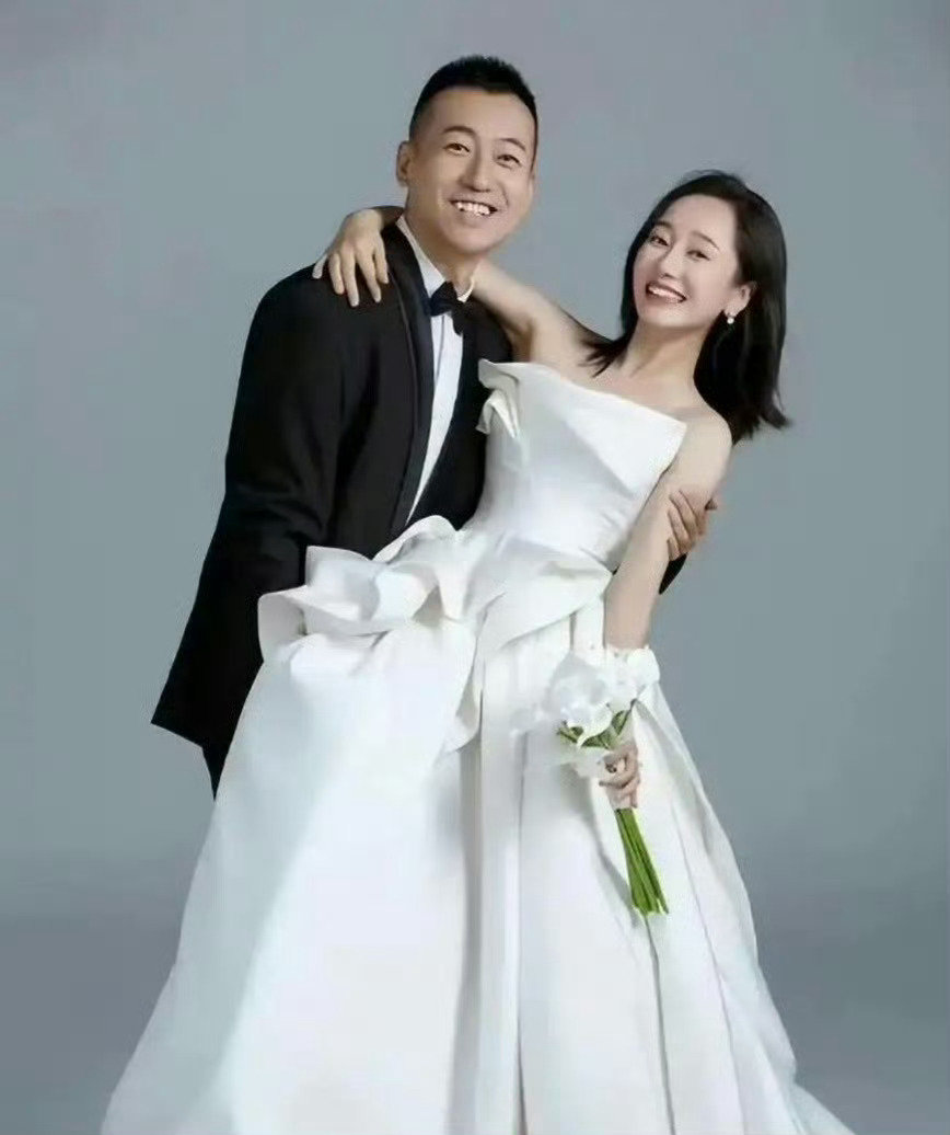 丈夫是演员，公公是著名导演，外貌不算惊艳，37岁因几分钟的配角角色而一夜成名​