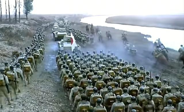 抗战中日军都是顺着铁路线和长江航线进攻，因为离开这两个日军会导致后勤弹药不足。1