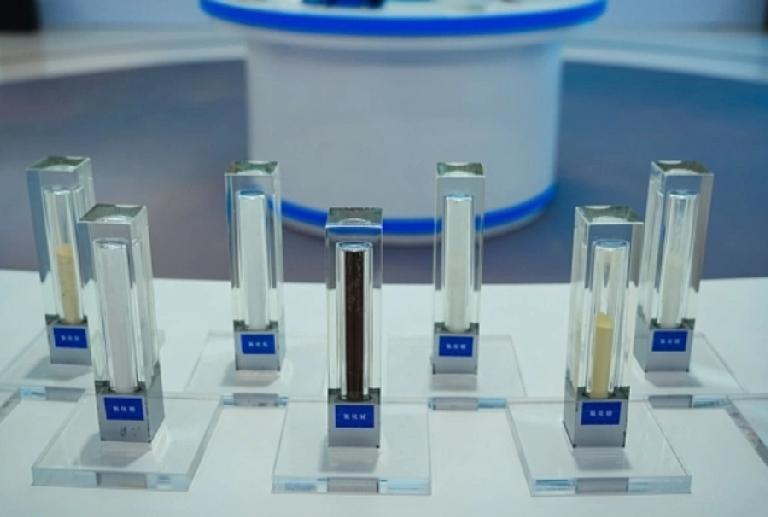 日本掷出暂停对华出口光刻胶“王牌”这是日本的一次报复狠招，从多方面消息断定，