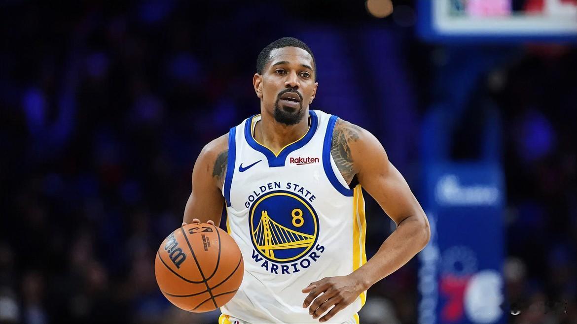 勇士轻松战胜开拓者，聊四件事。1，说一千道一万勇士赢球还得靠三分，可以允许命