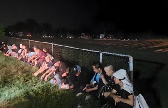 美国打算遣返3.6万中国籍非法移民，而中国为何拒绝接受？首先，这些中国籍的非法移
