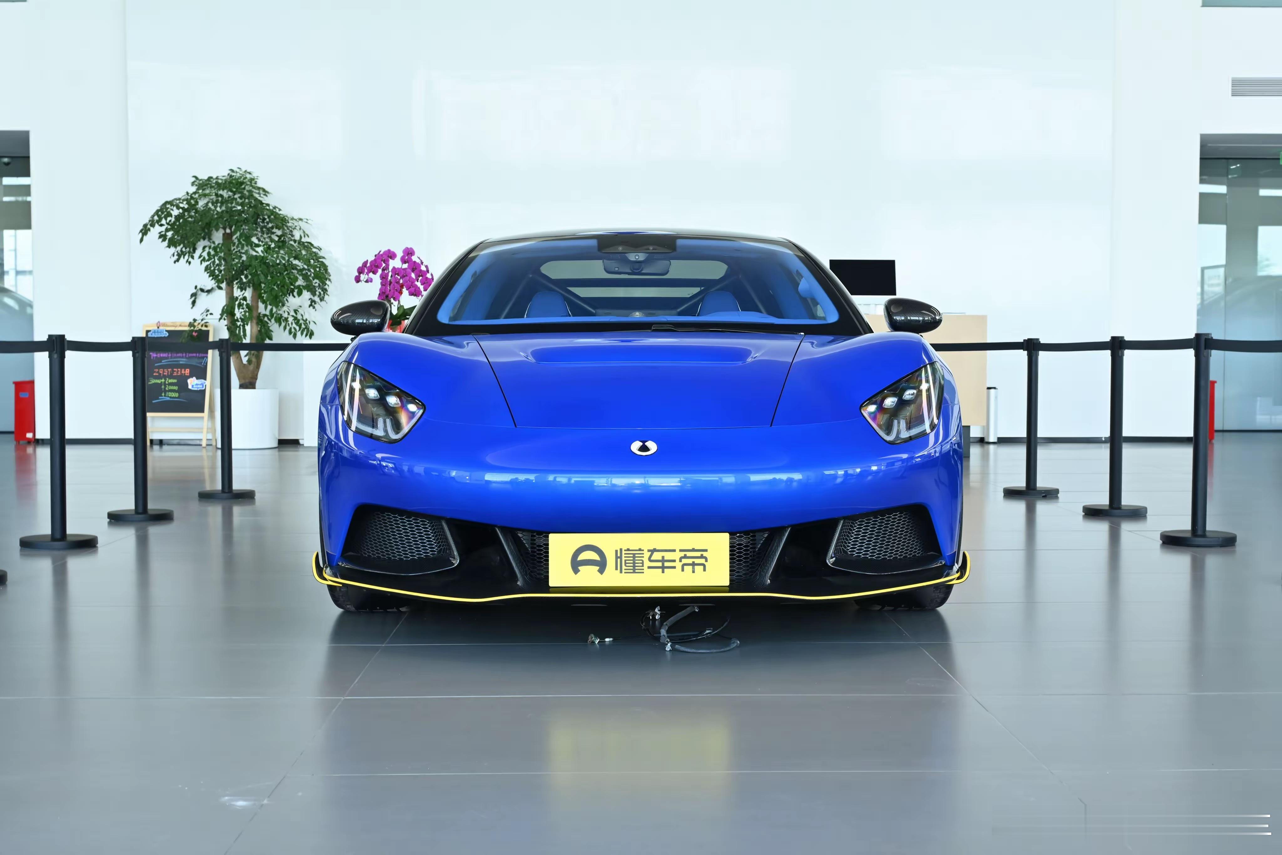 图1图2是迪子去年的油漆，个人感觉质感就和十块钱的塑料脸盆差不多；图3图4是迪子