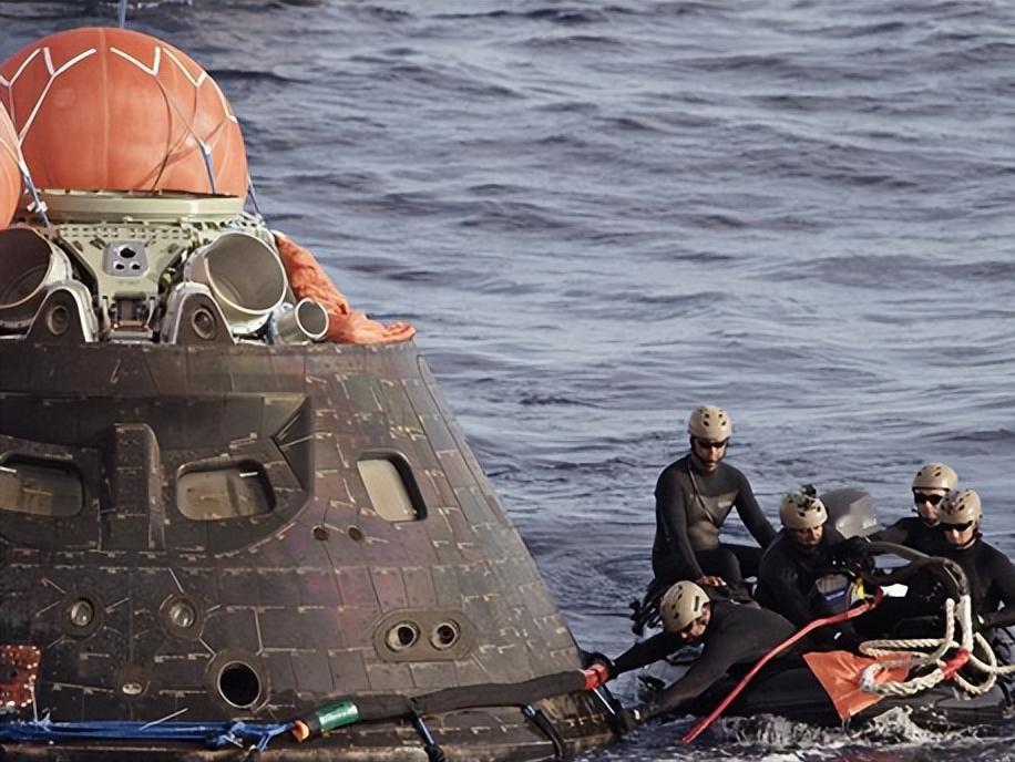 NASA太不厚道，美国4名绕月宇航员，活着返回地球全靠“命硬”？北京时间4月