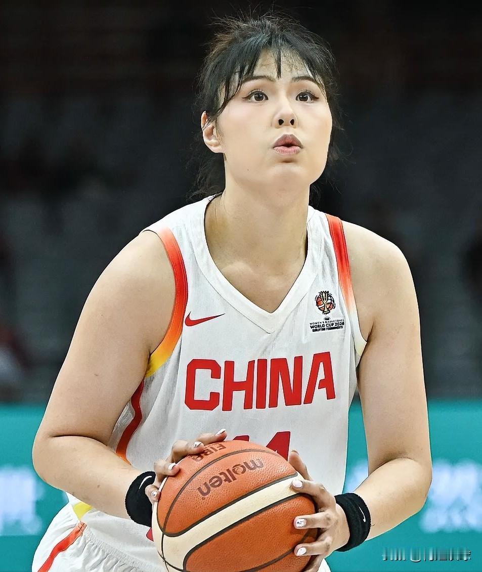 张子宇20分尽力局！中国女篮65：80不敌比利时，球员数据一览：01、张子宇