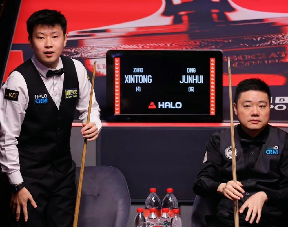 说实话，尽管丁俊晖、赵心童这两位，都是中国斯诺克界的中流砥柱，但这场16进8，确