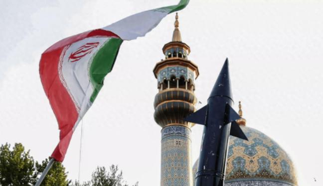 伊朗打赢是不可能的，把美国和以色列打服更不可能，但伊朗只要能坚持到美国达不到预期