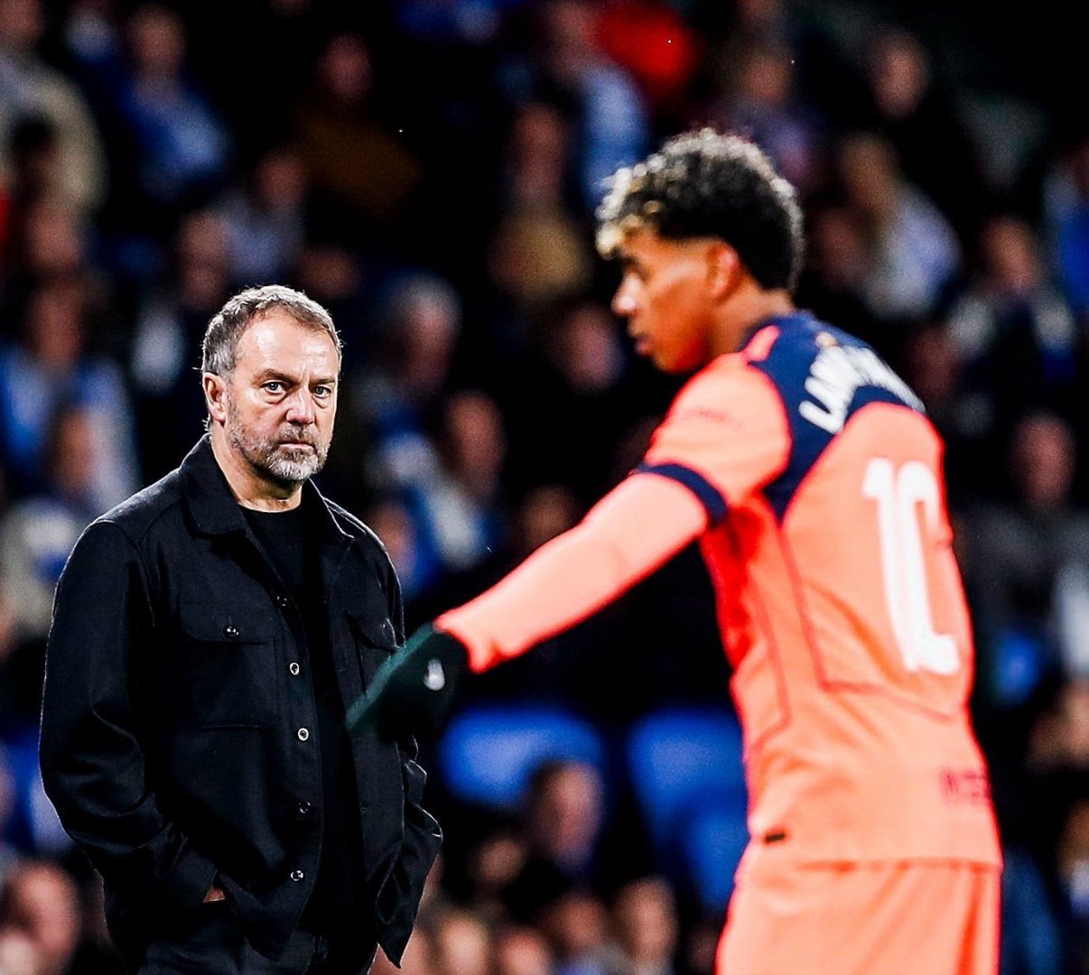 每体：弗里克是亚马尔的理想教练！过去，曾有两位德国教练执教巴塞罗那，但他们并没