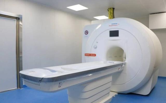 原来欧美的福利是这么来的！当中国造不出核磁仪必须依赖进口时，飞利浦敢卖3千万，但