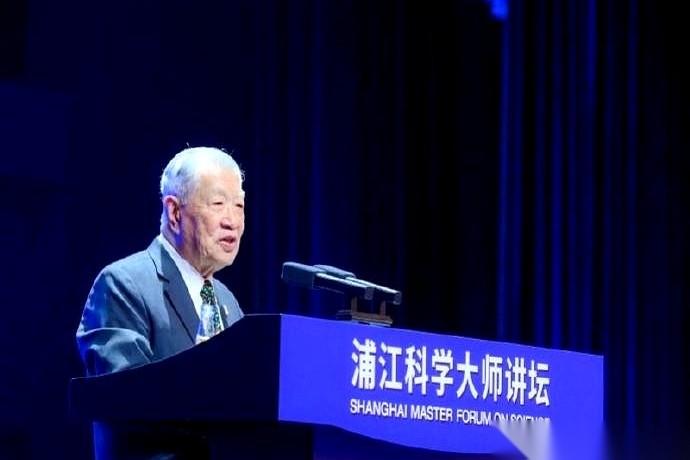 法医李昌钰走了，办过辛普森案、911恐袭案的那个老人。他一辈子都在让物证说话，