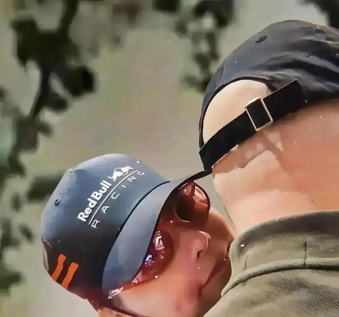 张柏芝刚赢下两年官司，转头就杀进美妆圈。这速度，你敢信？别再用“单亲妈妈”的