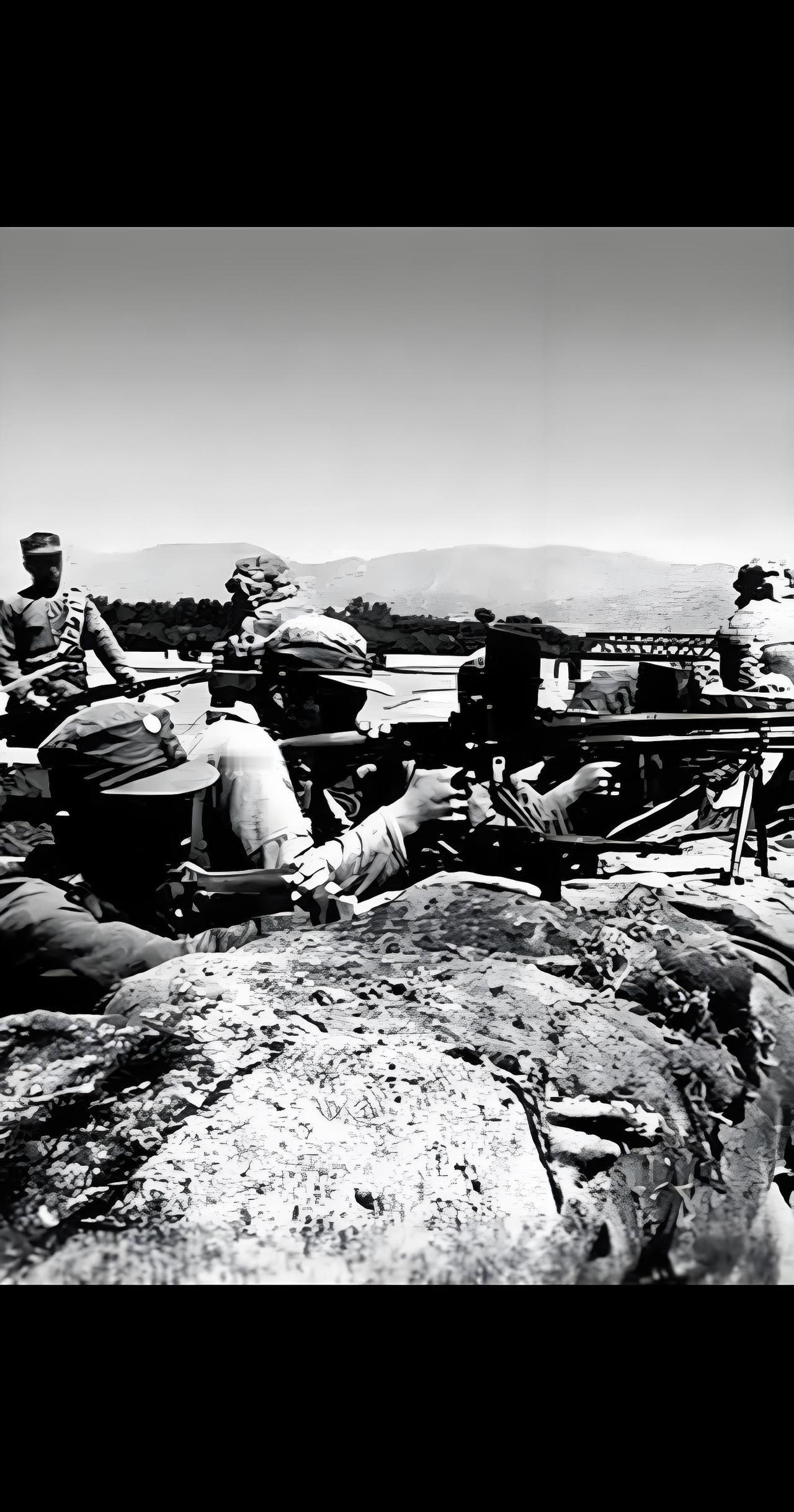 1979年，一个叫高华忠的士兵，接到了掩护全营撤退的死命令。战斗结束，任务完