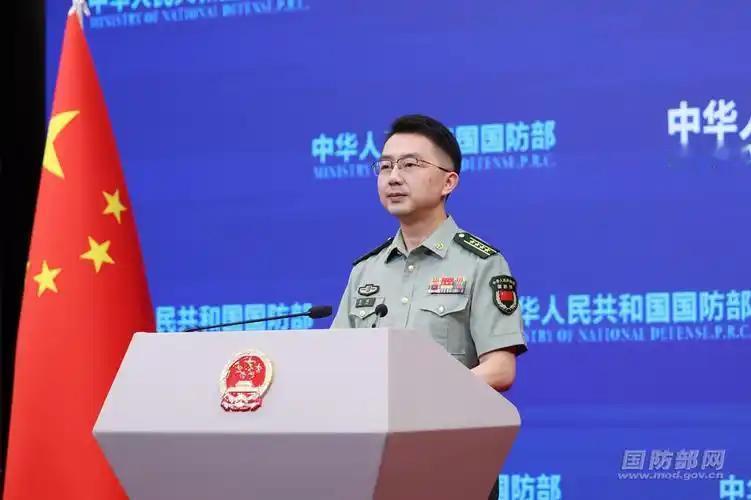 中国国防部正式宣布，9月4日，中国国防部正式宣布：解放军陆军将派兵赴俄罗斯，