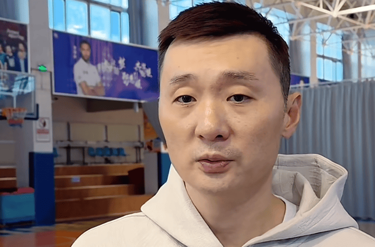 刘炜: 碰到哪个对手都要全力以赴去拼, 争取新赛季开门红