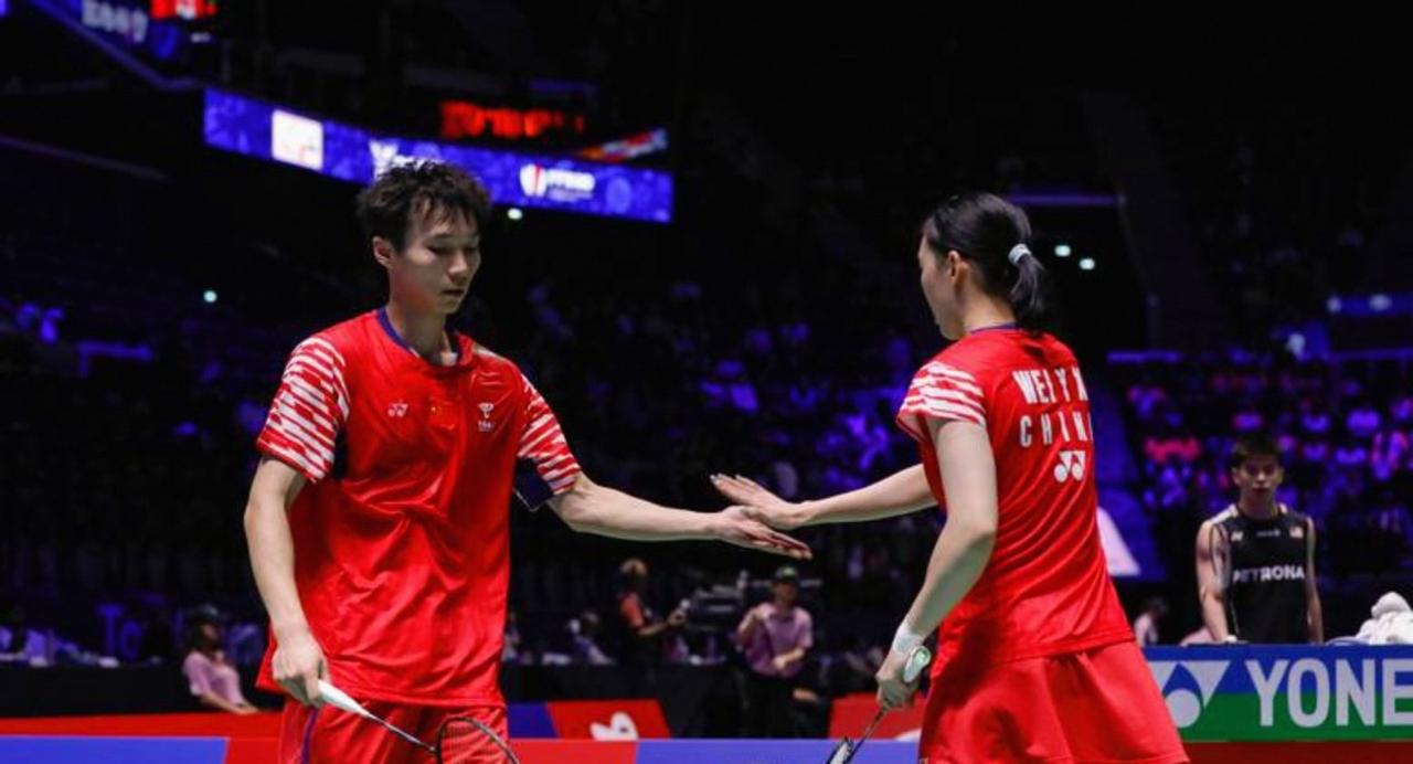 刚刚结束了一场泰国羽毛球大师赛混双1/4决赛，混双3号种子、世界排名第16名的囯