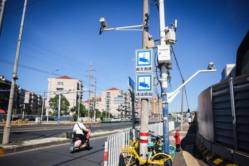 上海市民抢着去排队，“不生产了，卖一辆少一辆”原因是电动自行车新国标《电动自行