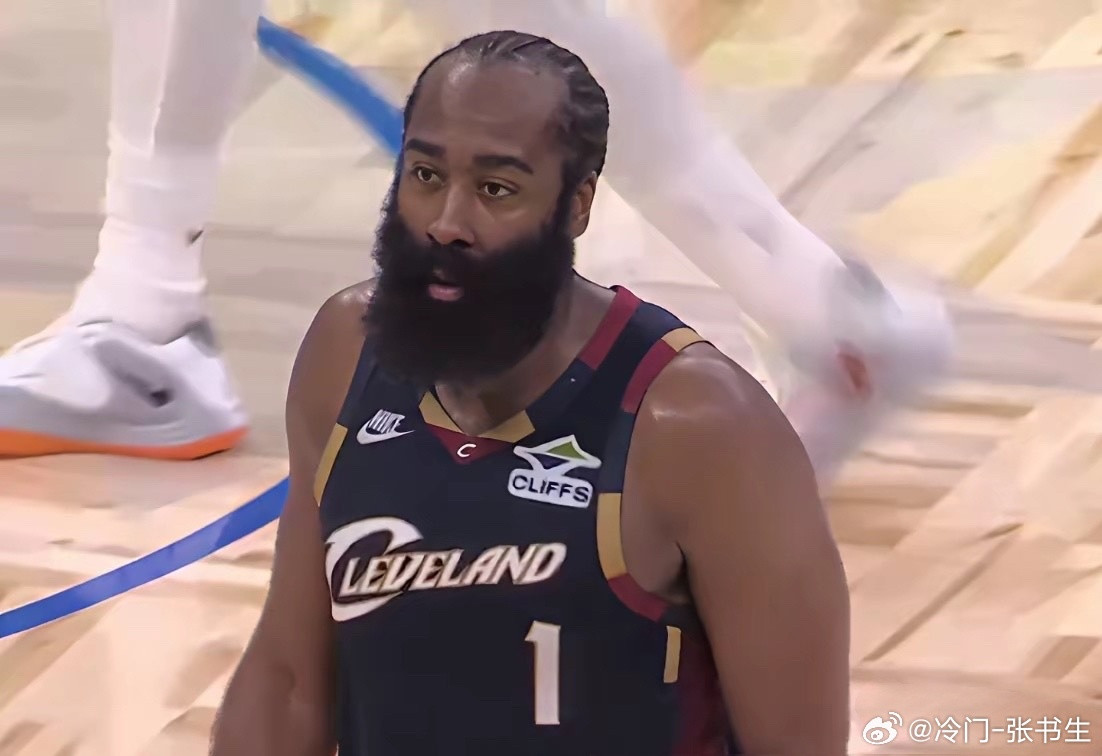 截至目前，哈登本赛季加盟骑士后已出战21场常规赛。他场均上场33.9分钟，能得到