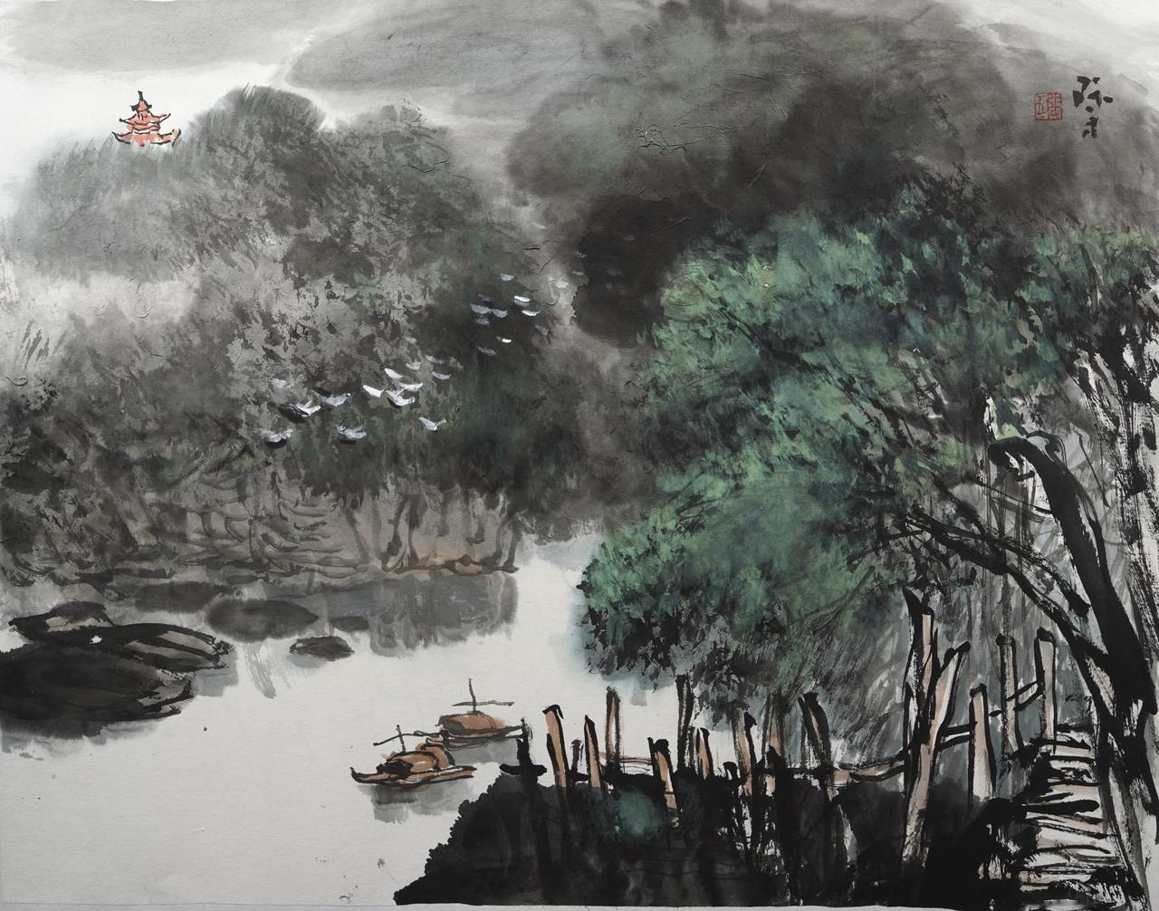 名家评说：他的山水有自己的语言特点。他的笔墨造型和绘画意境既有传统山水画的文