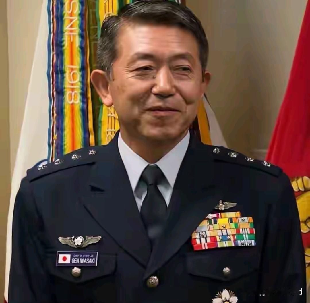 中国制裁日本高官岩崎茂，儿子急眼、日企股价跳水！中国一纸制裁令，直接把日本前