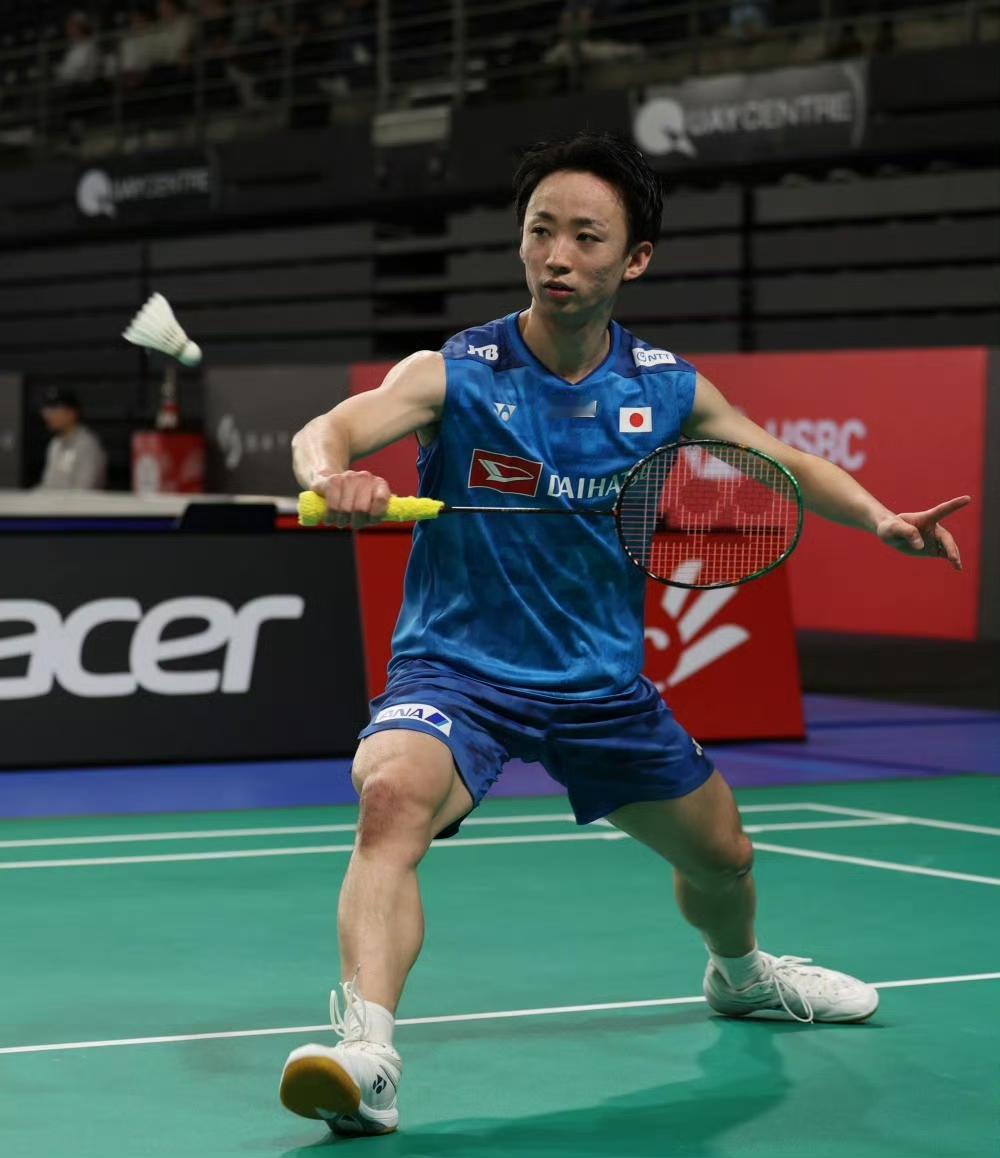 昆拉武特🇹🇭21-11、21-16🇸🇬郑加恒田中涌士🇯🇵14