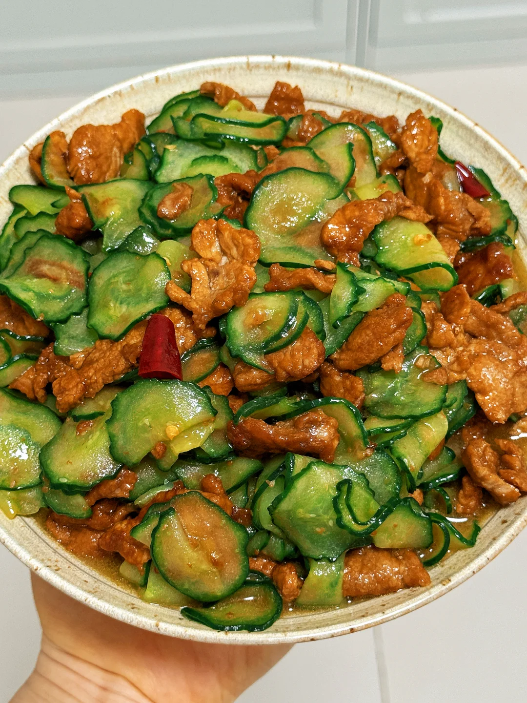 谁懂啊？黄瓜炒肉吃一次爱一次！🥒🥒🥩🥩