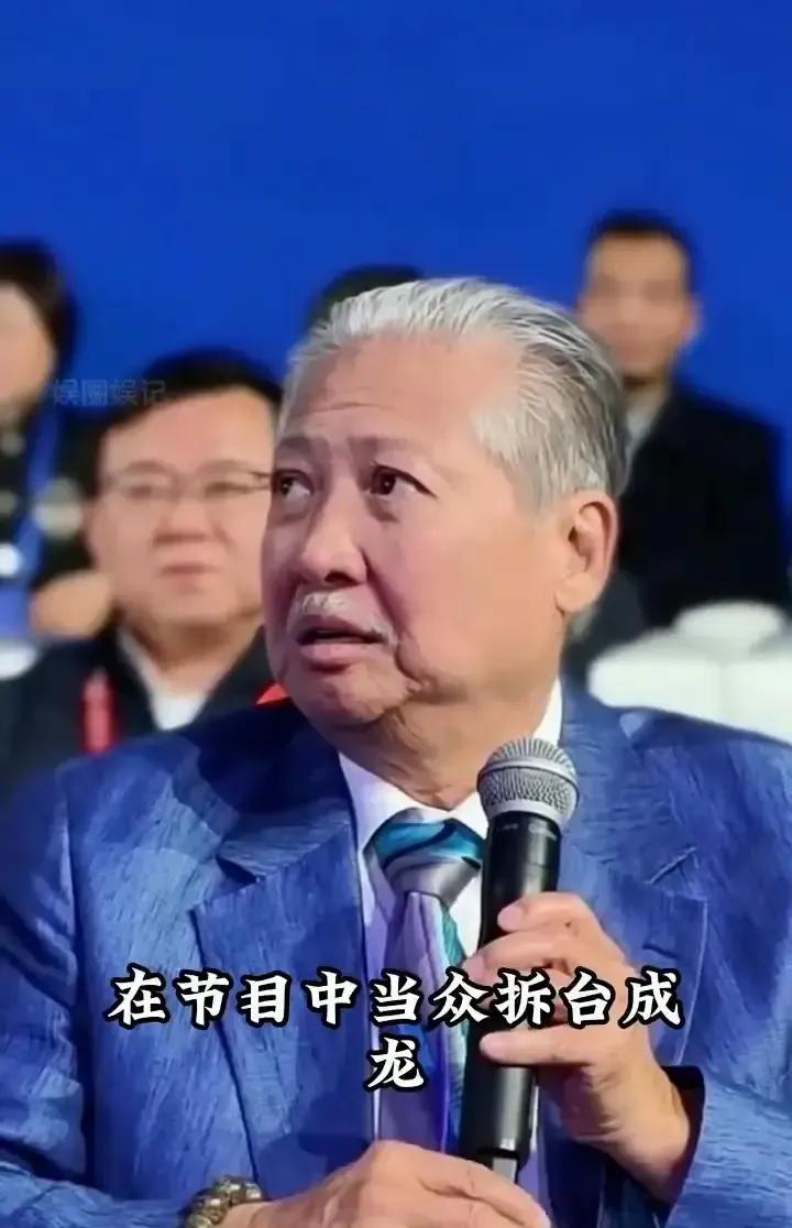 洪金宝一段老采访被翻出来，他一句“我的戏里人人是主角，他的戏里只有他”，把成龙推