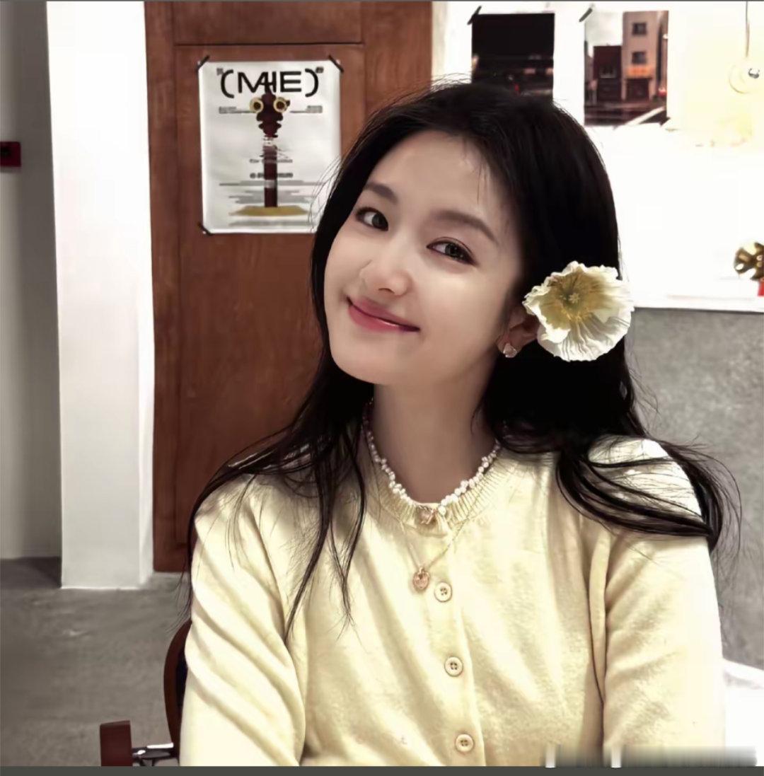 #李兰迪#明明是一个很正常的眼神，但是我还是心动了#李兰迪#​