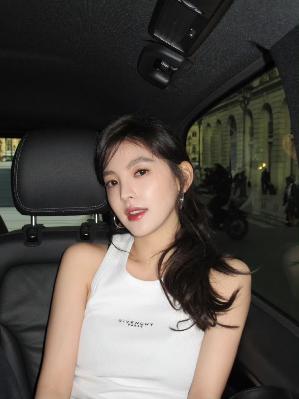 章若楠巴黎时装周章若楠～～章若楠