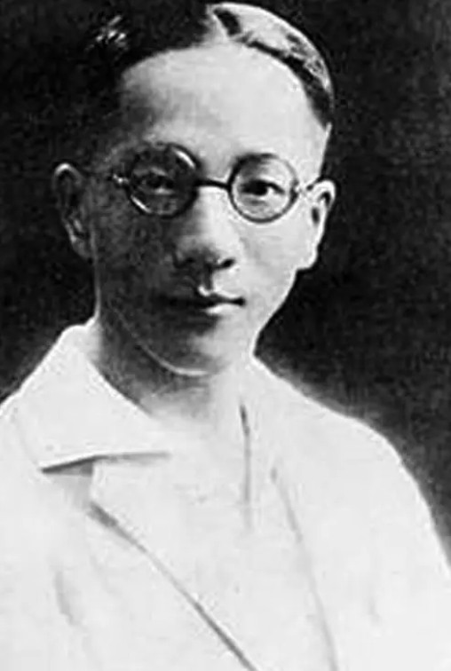 1915年，年仅19岁的民国神算子林庚白算出袁世凯即将暴卒，甚至还算出汪精卫60