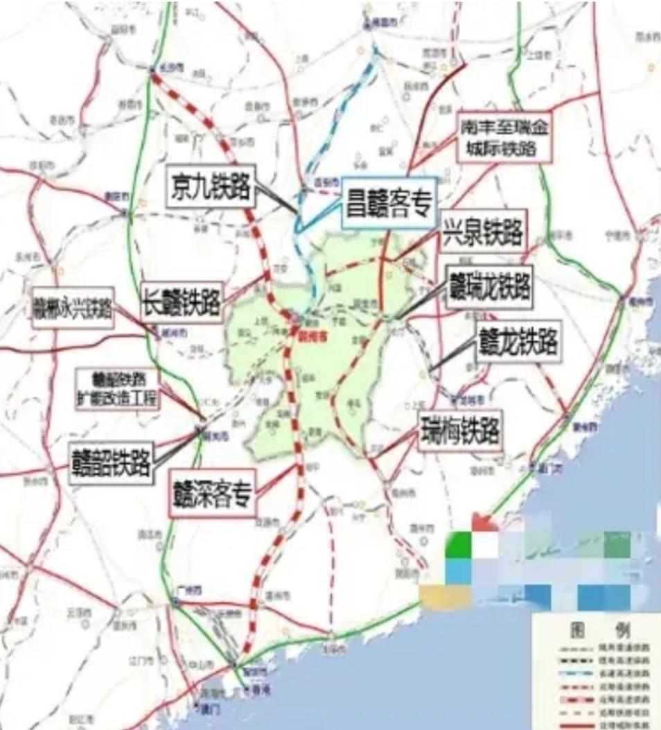 赣州成为铁路枢纽并非没有可能，但需要综合考虑地理、经济、政策等多方面因素。以下是