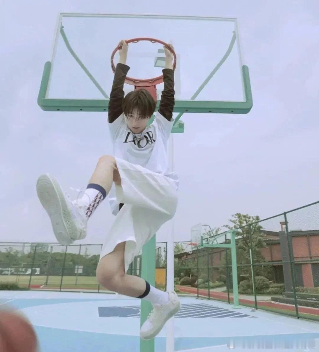 王俊凯不走NBA名人赛红毯王俊凯没走NBA名人赛红毯王俊凯NBA聚星名人赛红毯