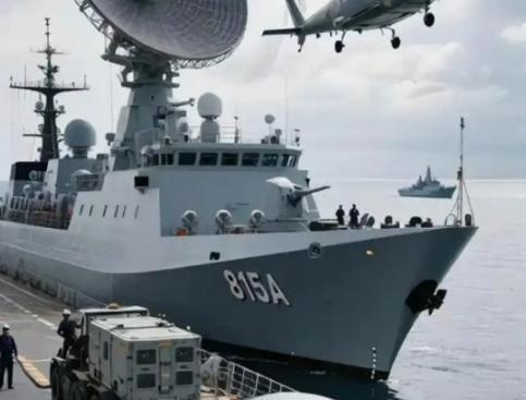 中国815电子侦察船，为何各国不能攻击它，应该说不敢攻击它，这船看上去没啥火力，